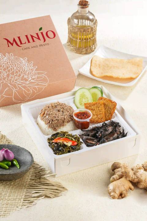 Mlinjo Signature Box Megono Cumi Hitam