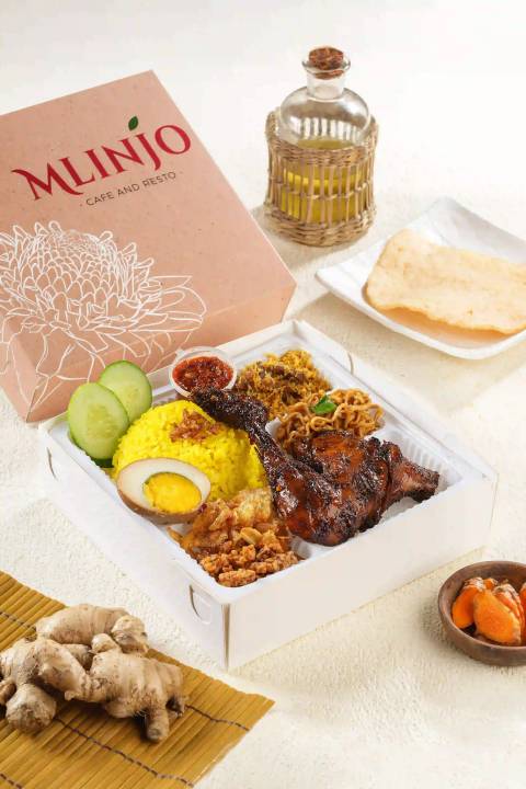 Mlinjo Signature Box Kuning Ayam Bakar