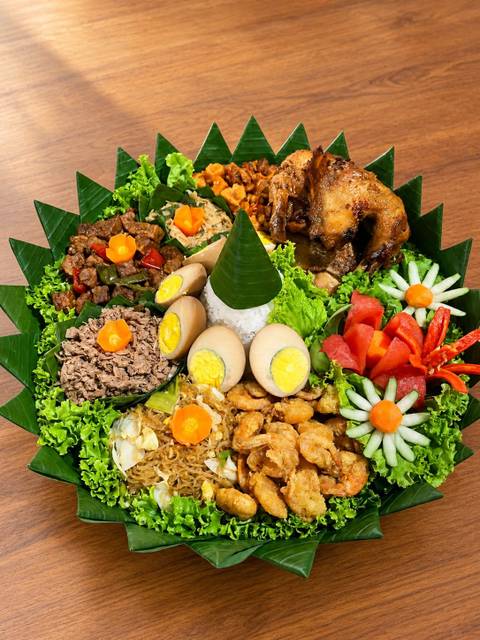 Tumpeng Nasi Megono for 10 Pax