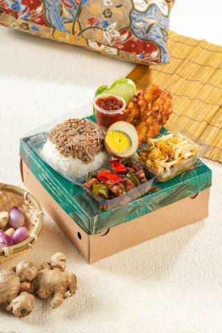 Mlinjo Classic Box Ayam Goreng Suwir dan Telur