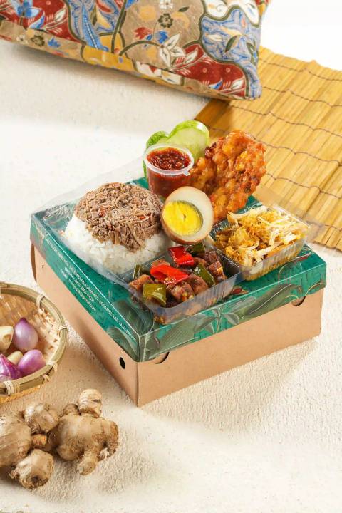 Mlinjo Classic Box Ayam Goreng Suwir dan Telur