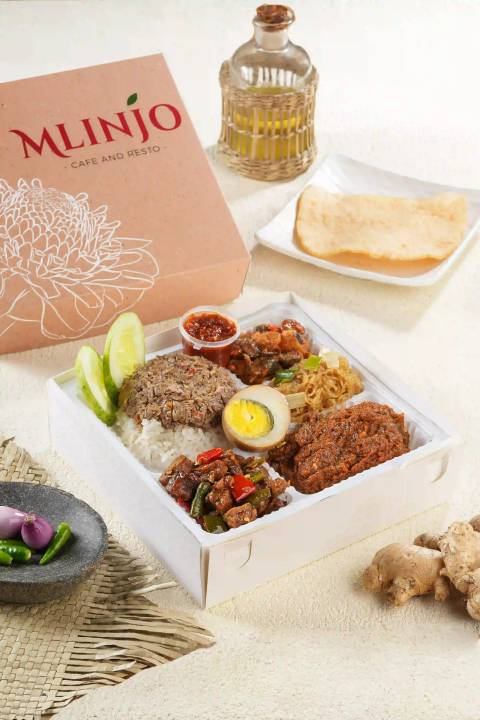 Mlinjo Signature  Box Megono Dendeng