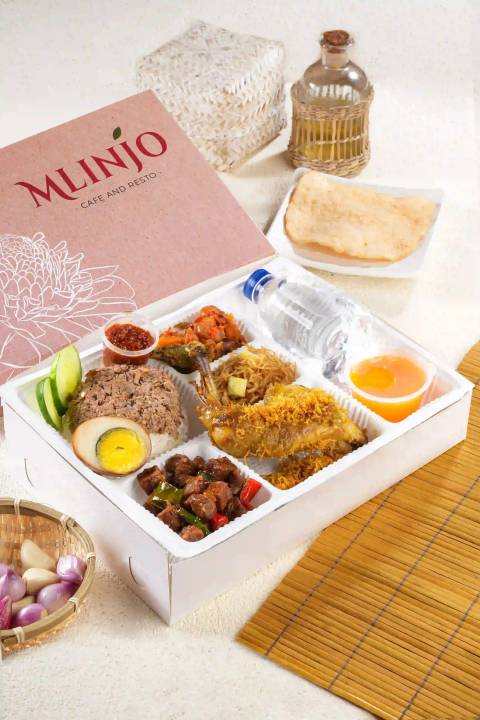 Mlinjo Premium Box  Megono Ayam Goreng