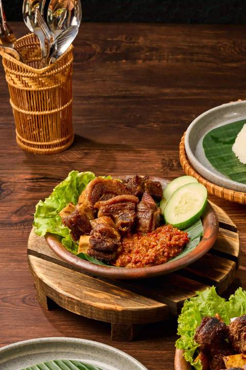 Iga Penyet Goreng