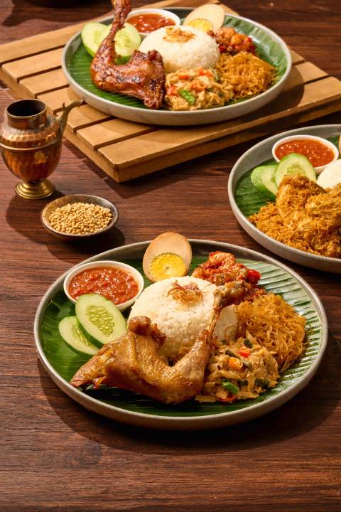 Nasi Megono Rebung Ayam Kalasan